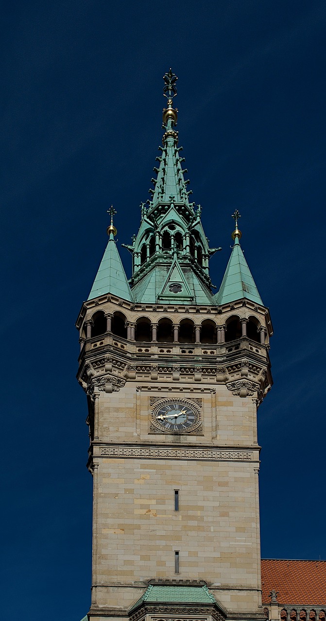 Rathaus Braunschweig am Platz der Deutschen Einheit, Turm des Rathaus-Altbaus